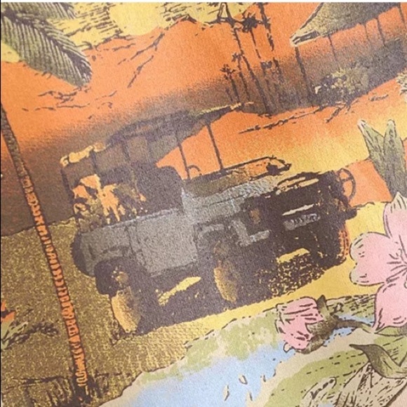 Spirit of the Wild Savannah Safari Graphic Tee - Picture 6 of 7